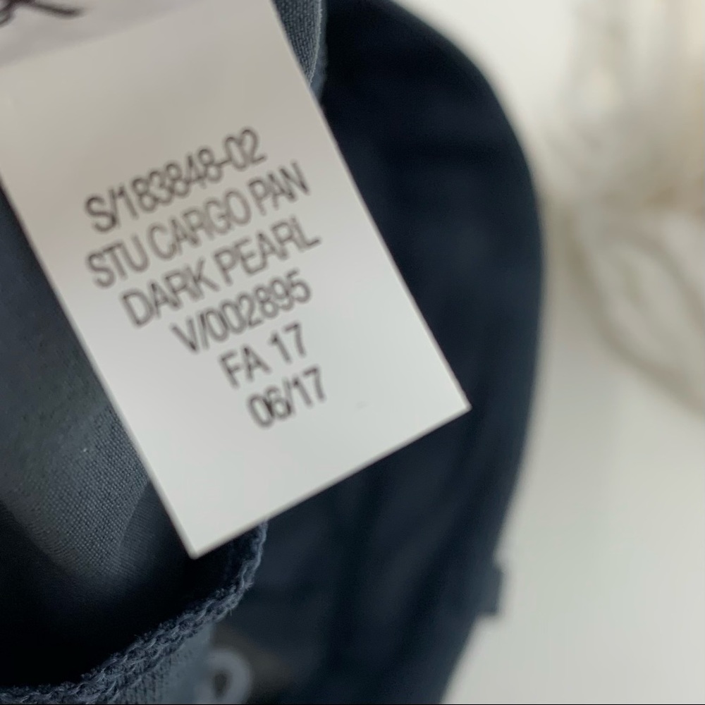NEW GapFit Dark Pearl Cargo Active Pants - Picture 8 of 11